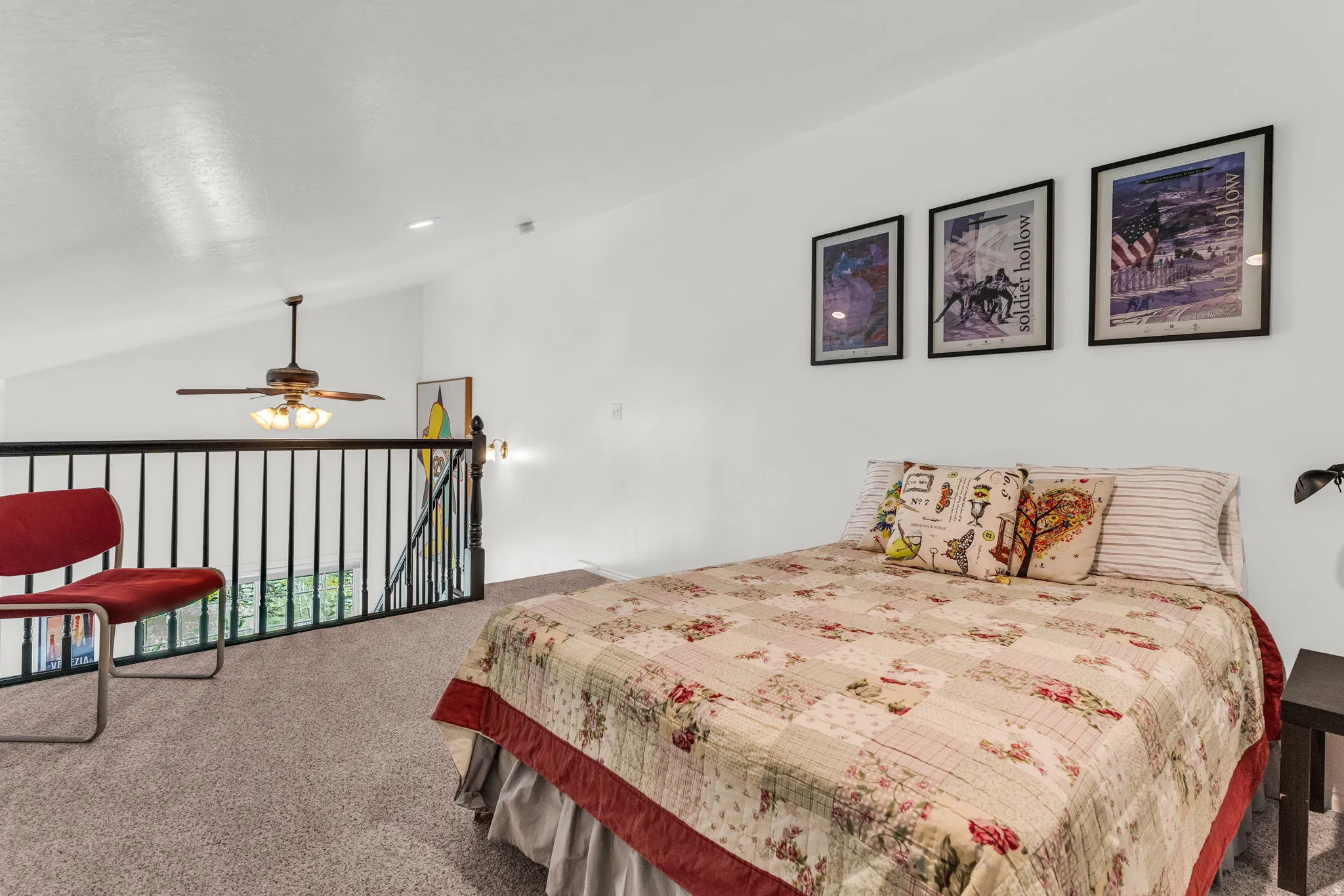 Loft space for additonal sleeping quarters or office