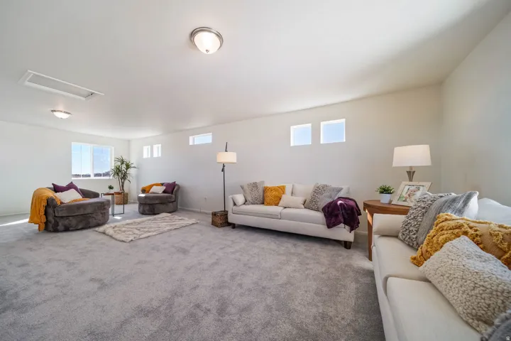 343 E Halls Creek Rd, Saratoga Springs, Utah 84045