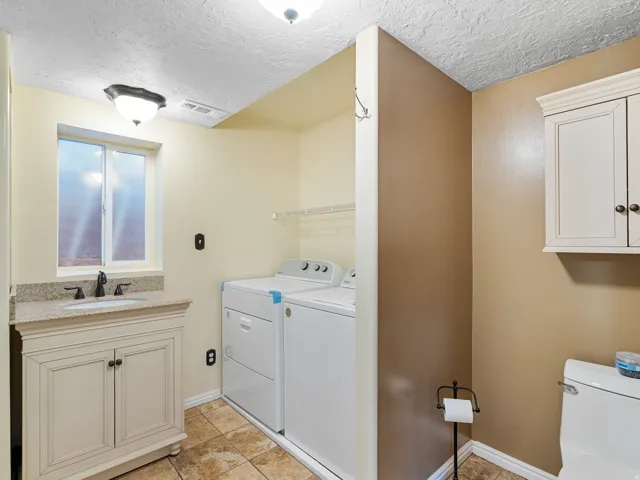608 Nicole Way, Erda, Utah 84074