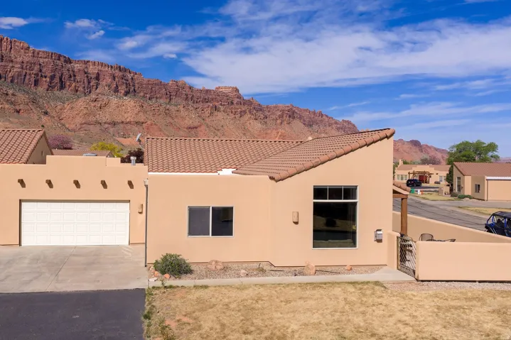 3686 S Spanish Valley. Unit I-1 Dr #i-1, Moab, Utah 84532