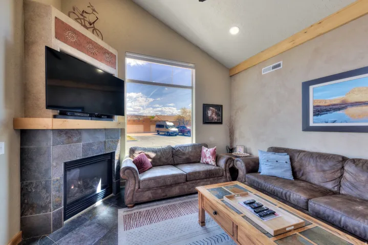 3686 S Spanish Valley. Unit I-1 Dr #i-1, Moab, Utah 84532