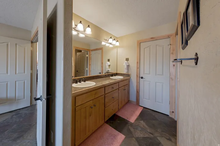3686 S Spanish Valley. Unit I-1 Dr #i-1, Moab, Utah 84532