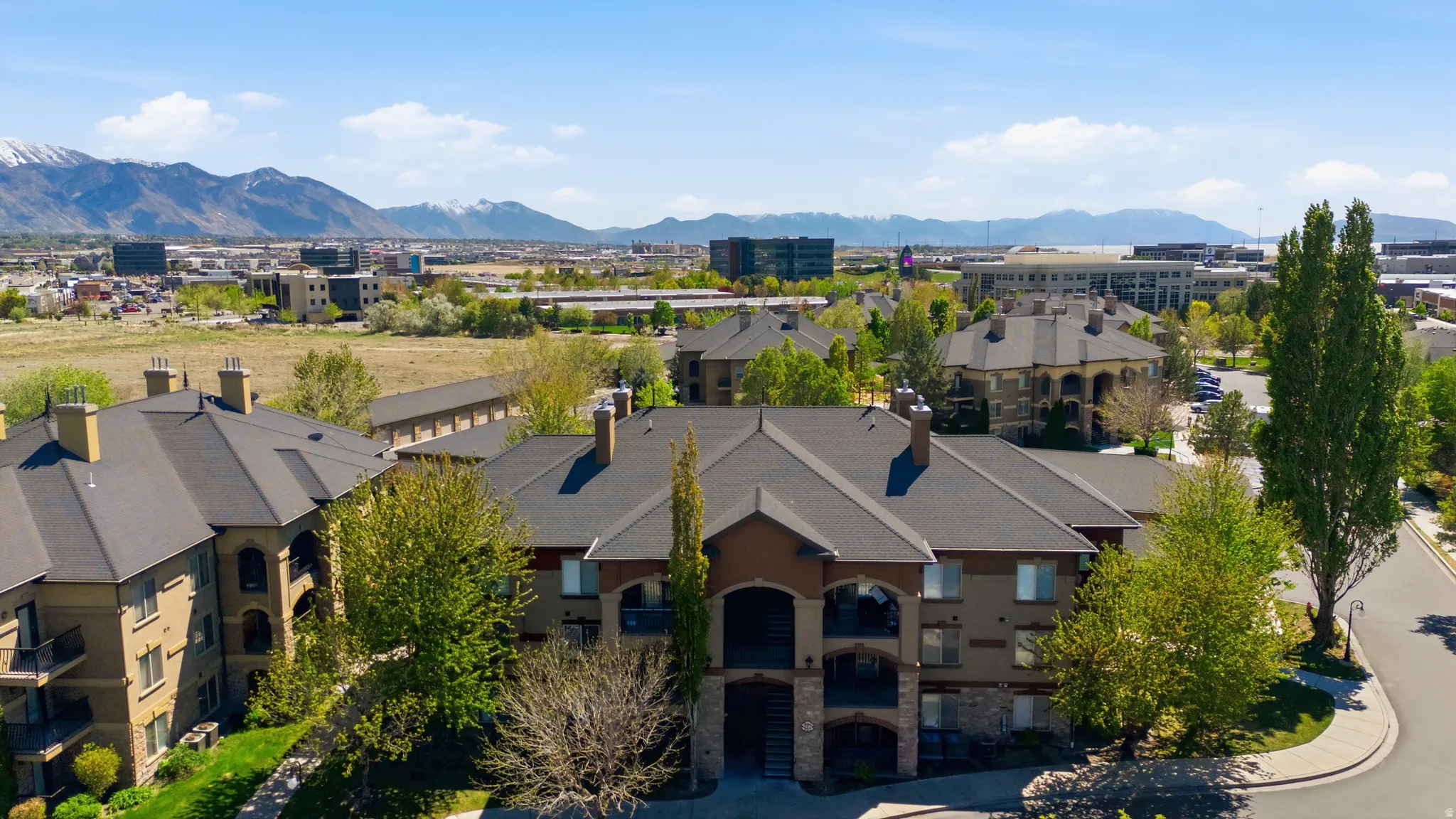 Bird's eye view of a mountain backdrop