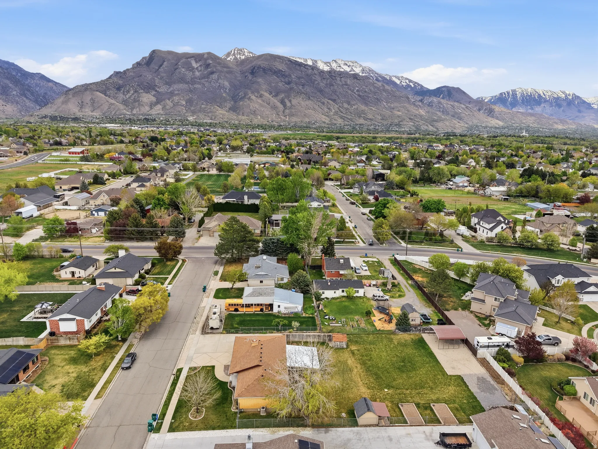 View of property location with nearby suburban area and a mountain backdrop