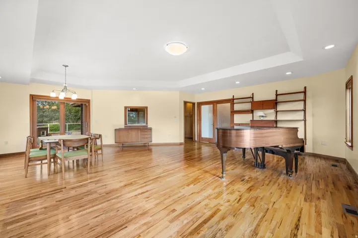 927 N Ensign Vista Dr, Salt Lake City, Utah 84103
