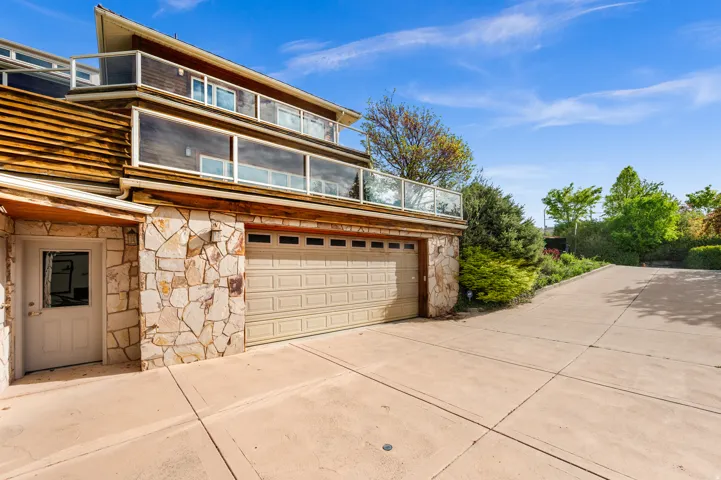 927 N Ensign Vista Dr, Salt Lake City, Utah 84103