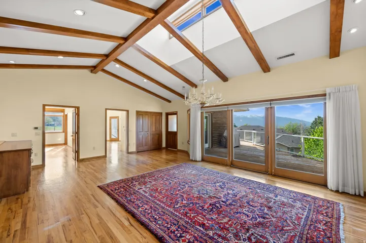 927 N Ensign Vista Dr, Salt Lake City, Utah 84103