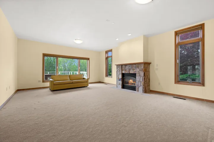 927 N Ensign Vista Dr, Salt Lake City, Utah 84103
