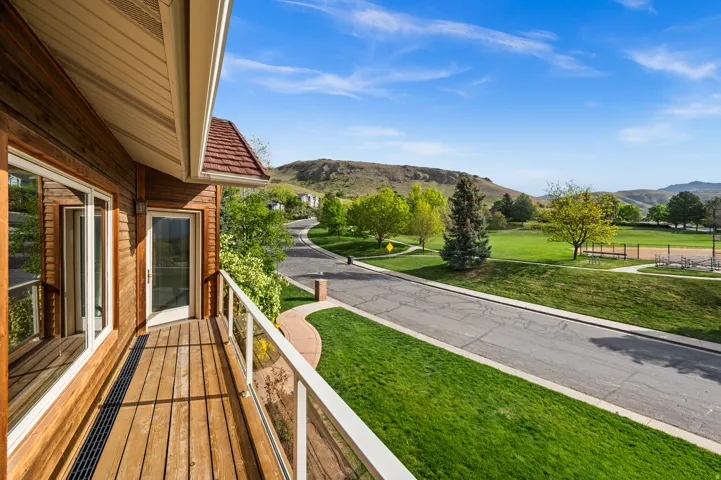 927 N Ensign Vista Dr, Salt Lake City, Utah 84103