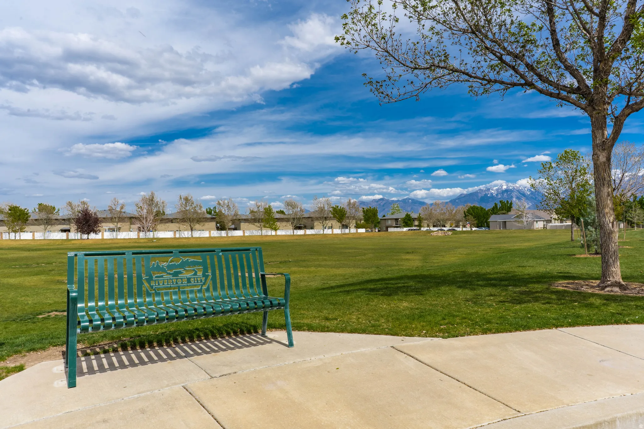 View of home's community featuring a mountain view and a residential view