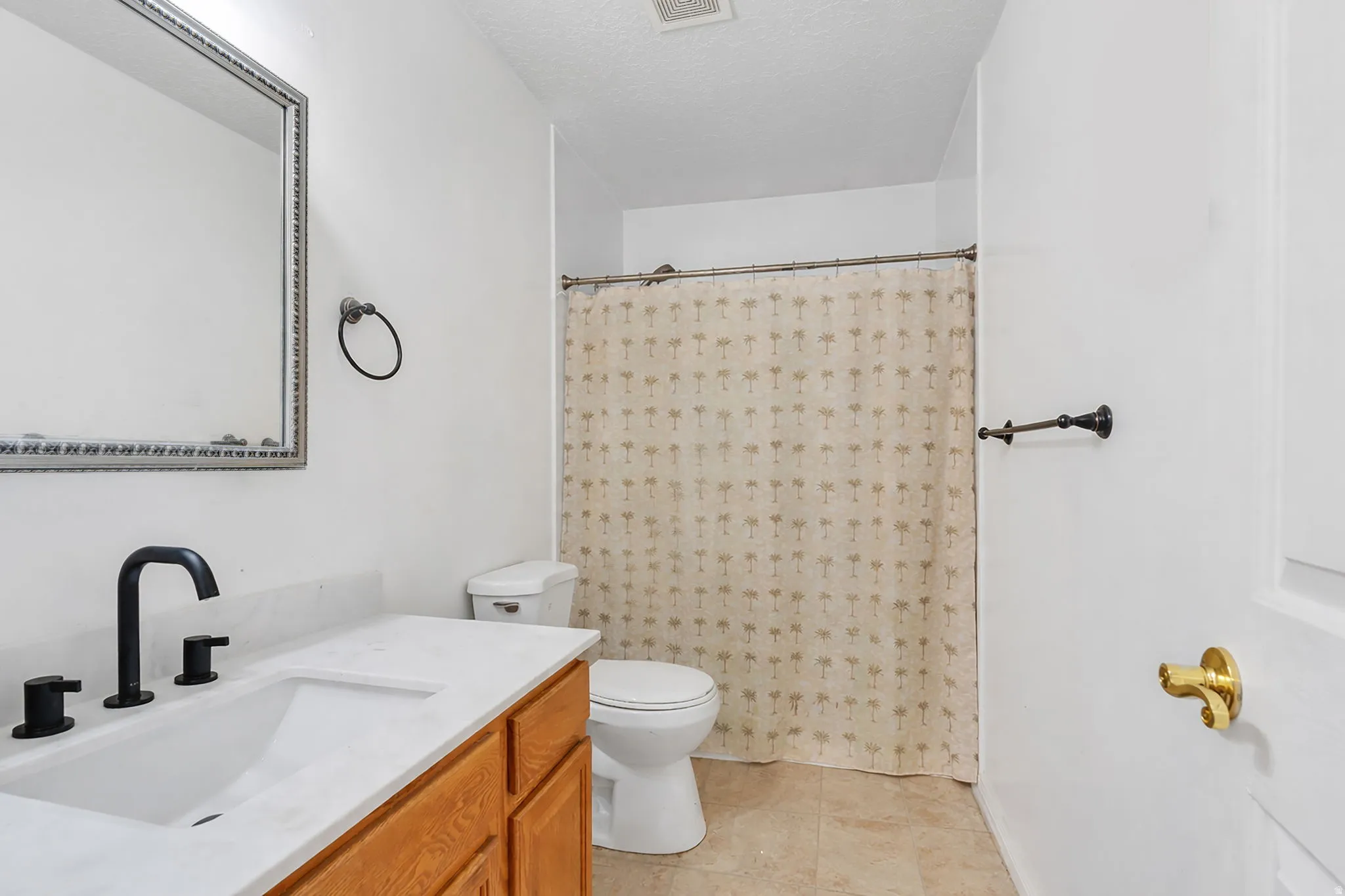Full bathroom