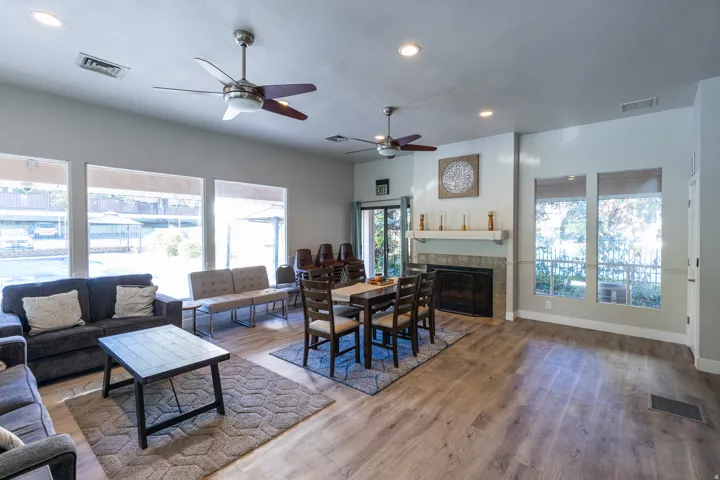 935 E Creekhill Ln #11, Midvale, Utah 84047