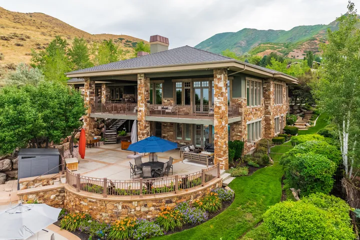 2076 S Scenic Cir, Salt Lake City, Utah 84109