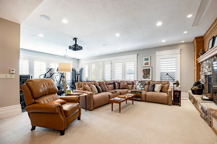 2076 S Scenic Cir, Salt Lake City, Utah 84109