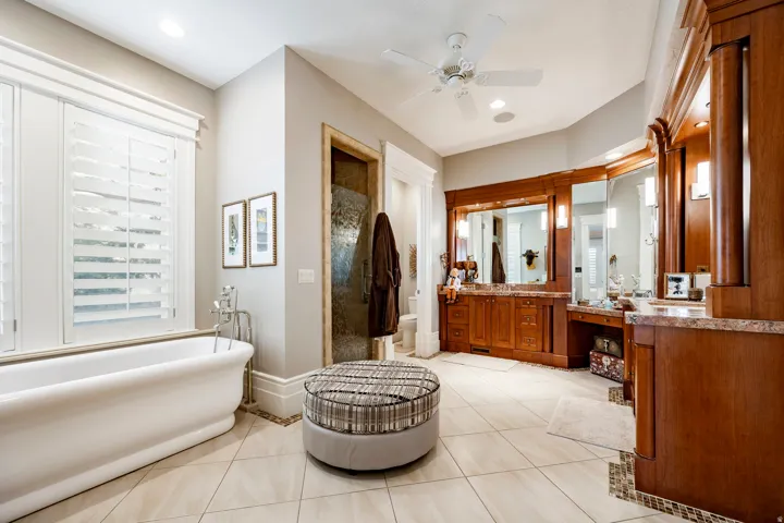 2076 S Scenic Cir, Salt Lake City, Utah 84109