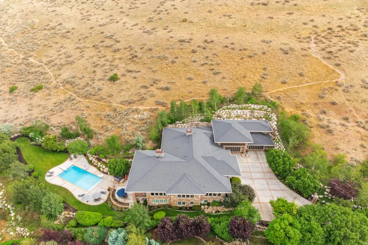 2076 S Scenic Cir, Salt Lake City, Utah 84109