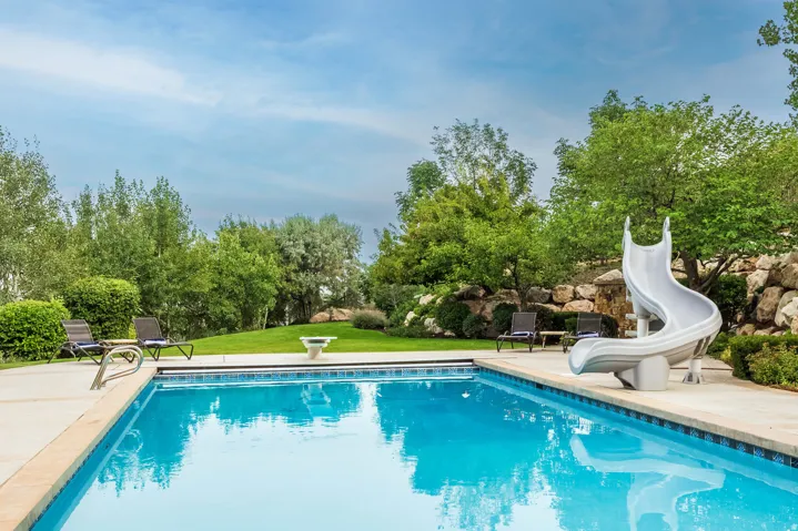 2076 S Scenic Cir, Salt Lake City, Utah 84109