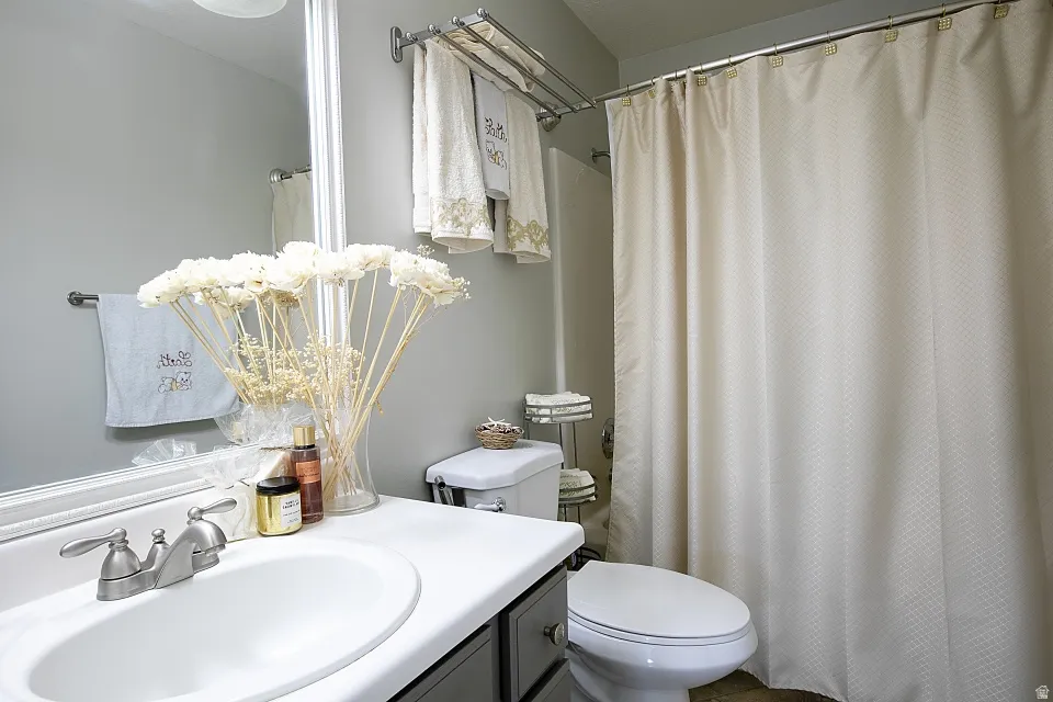 Main bath with a tub/shower.