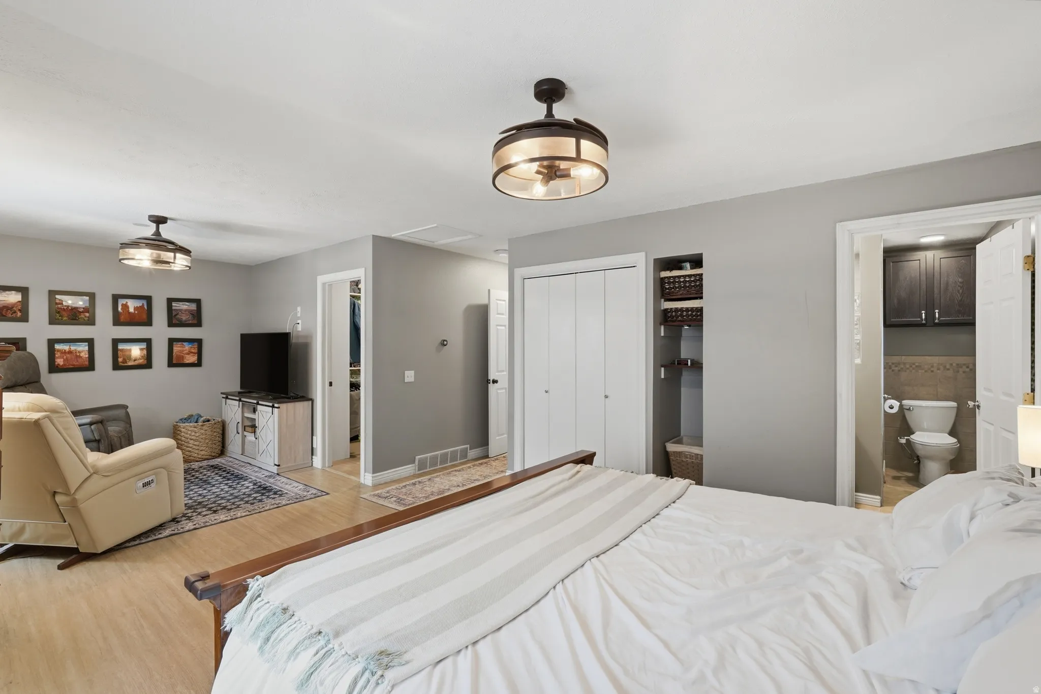 Primary suite