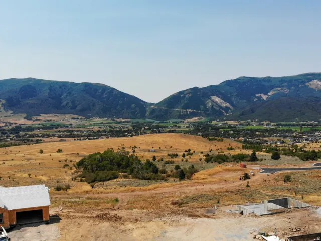 4629 N Seven Bridges Rd, Eden, Utah 84310