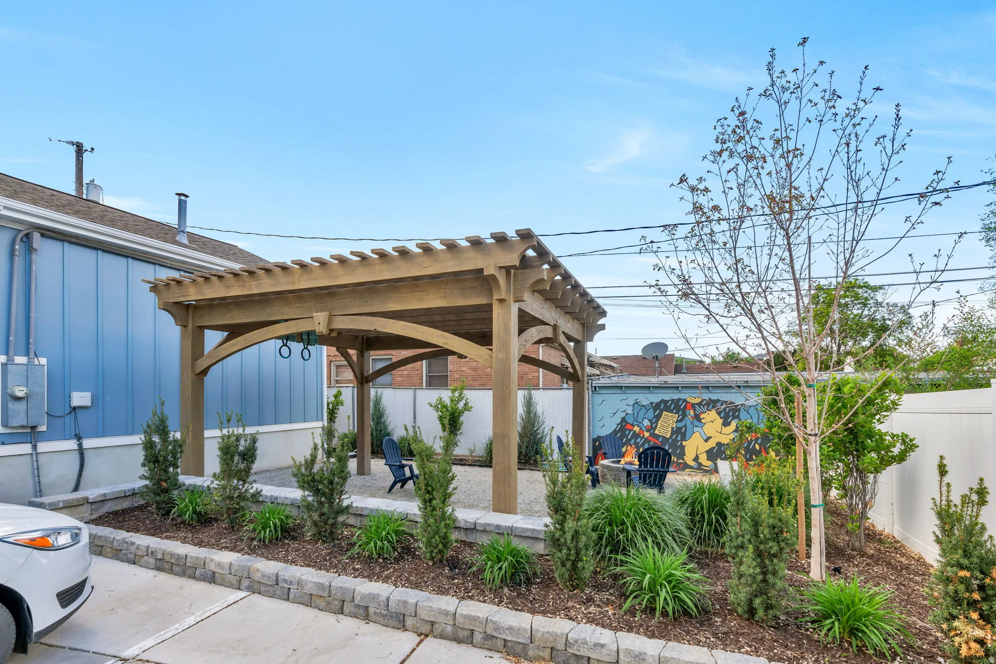 Beautiful pergola and firepit area