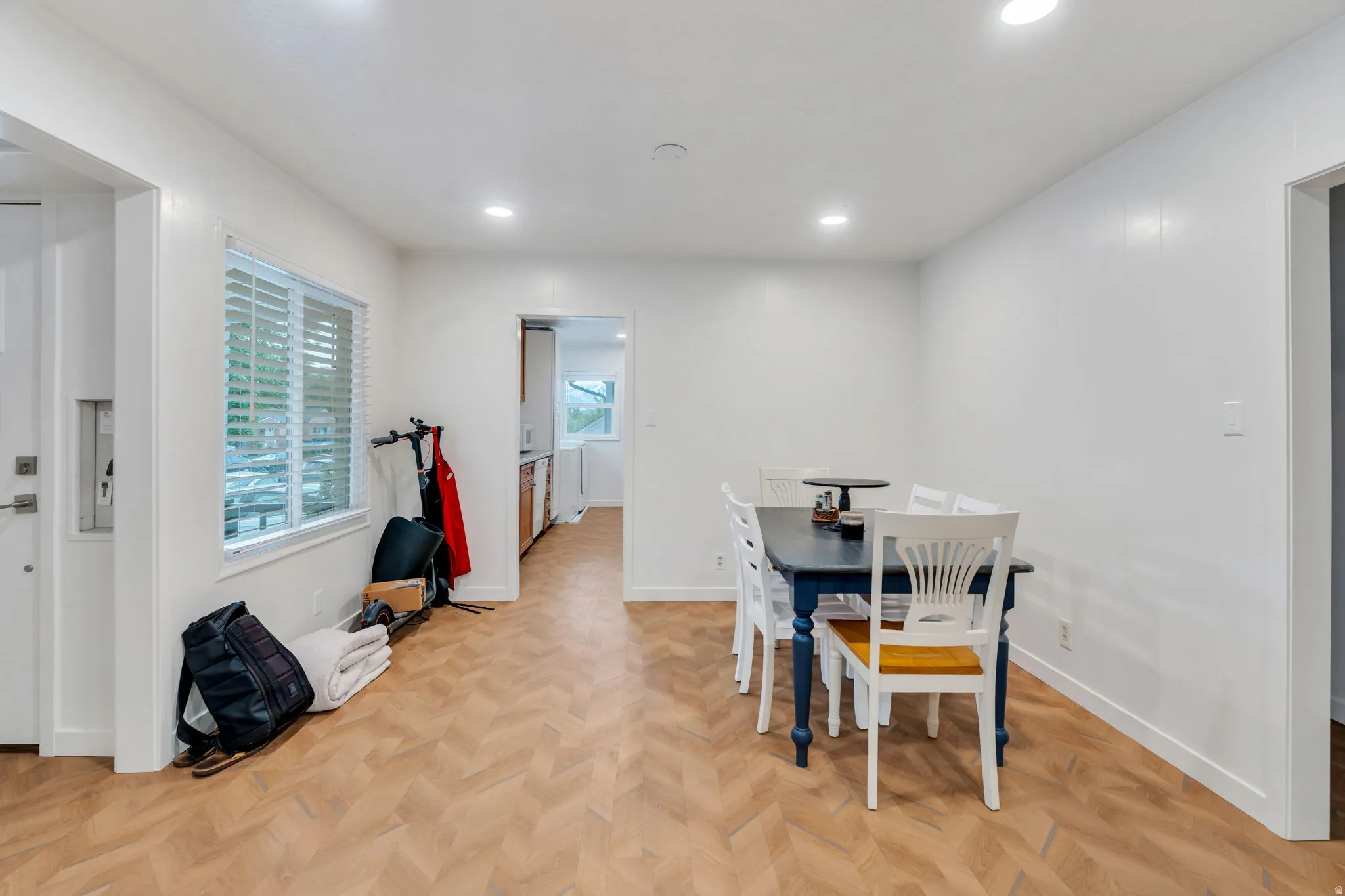 Separate dining/study area