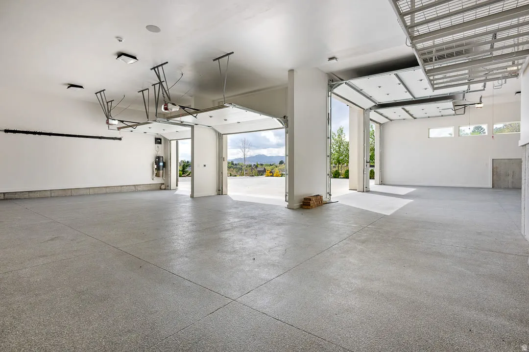 Garage with a mountain view