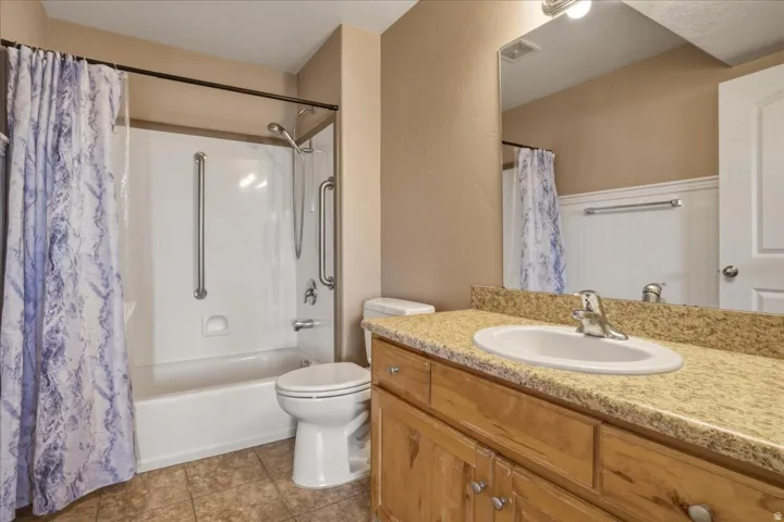 Bathroom 2