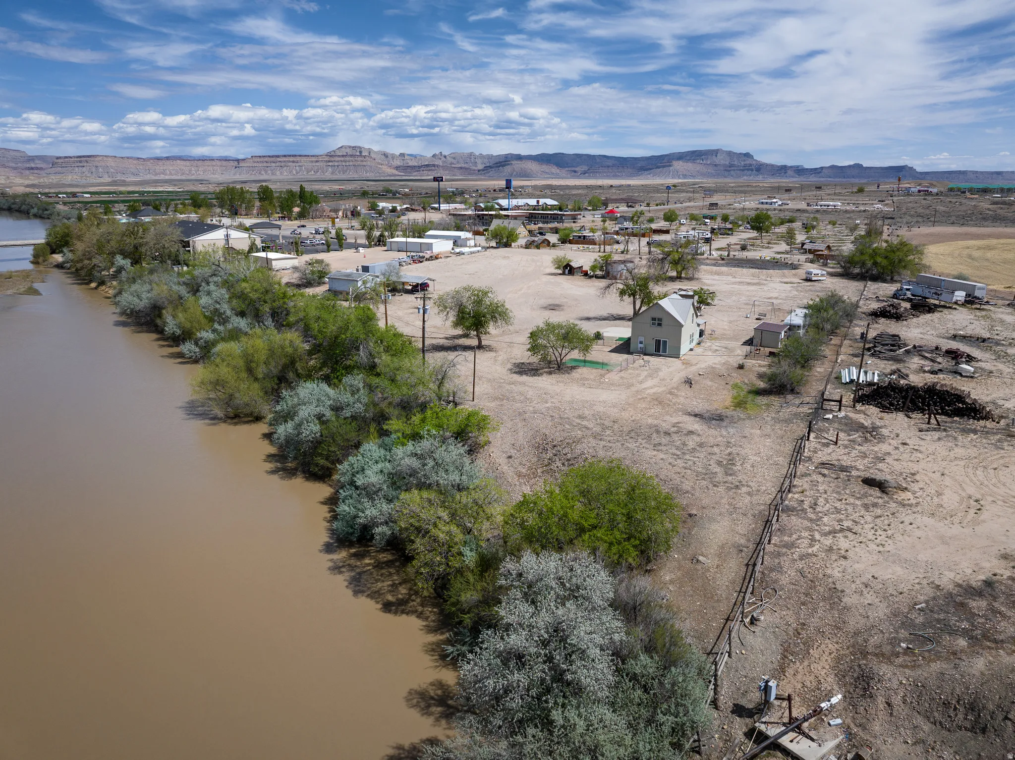 Aerial view of residential area with a mountainous background