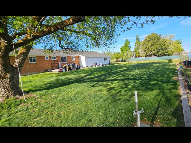 2132 W 800 N, Clinton, Utah 84015