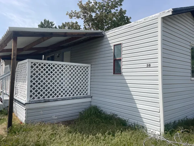 View of side of property