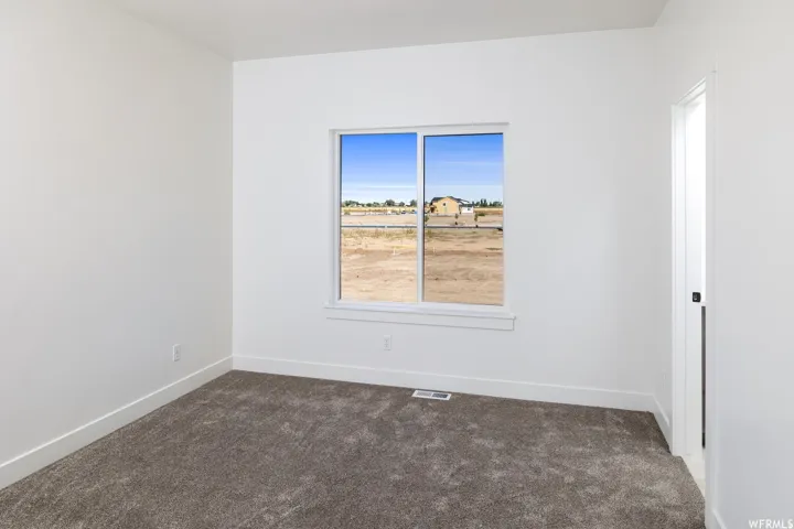 Photo is of previously built home. Some features in photo may be optional. Consult sales manager for more info.