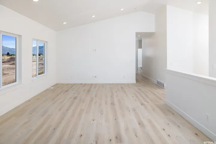 Photo is of previously built home. Some features in photo may be optional. Consult sales manager for more info.