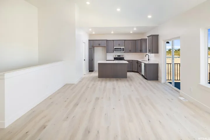 Photo is of previously built home. Some features in photo may be optional. Consult sales manager for more info.