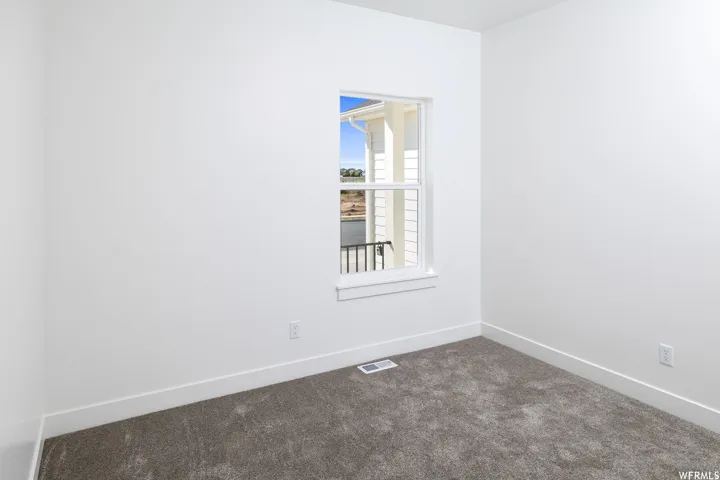 Photo is of previously built home. Some features in photo may be optional. Consult sales manager for more info.