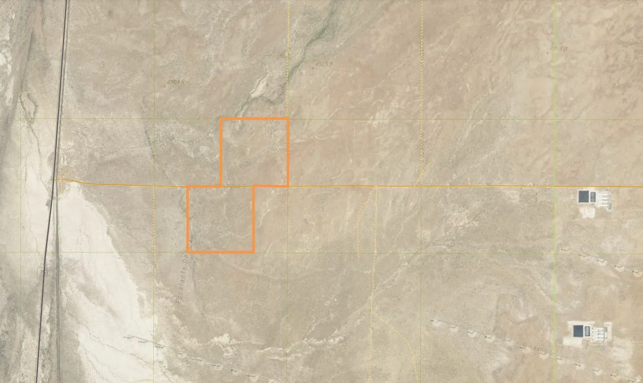 Map / location featuring property parcel outlined