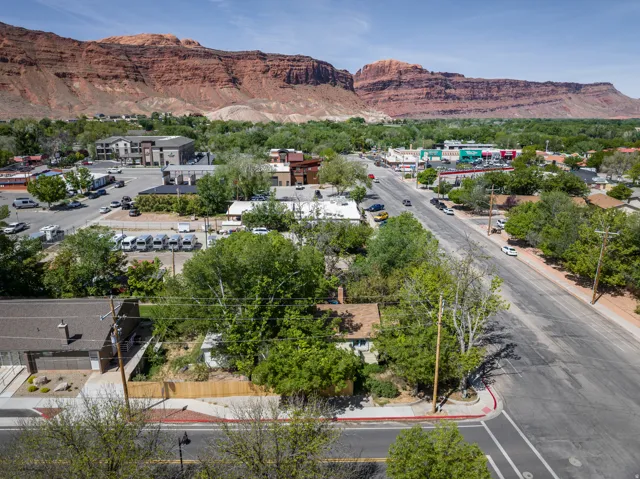 86 E 300 S, Moab, Utah 84532
