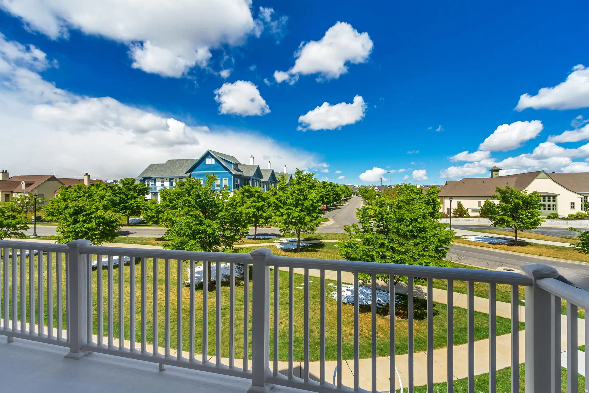 Balcony featuring a residential view