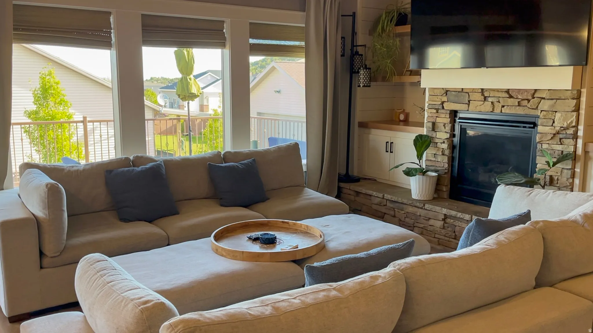 Living area with a fireplace