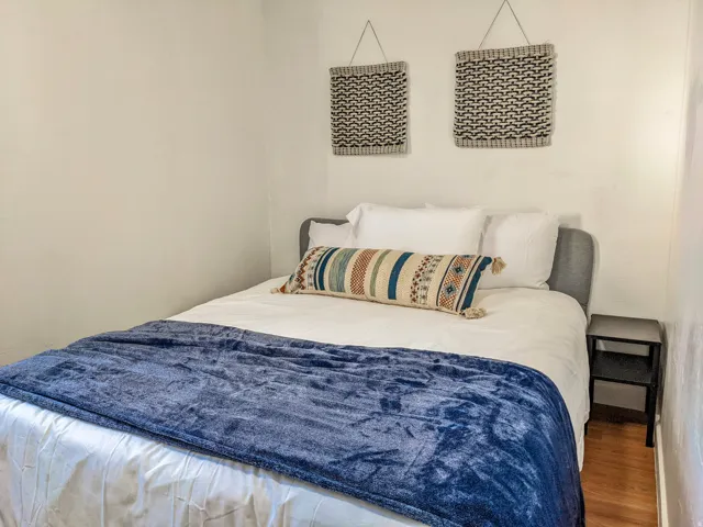 Bedroom 1/2 in building 2