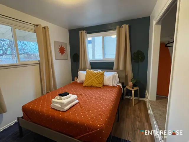 Unit 7 bedroom 2/2