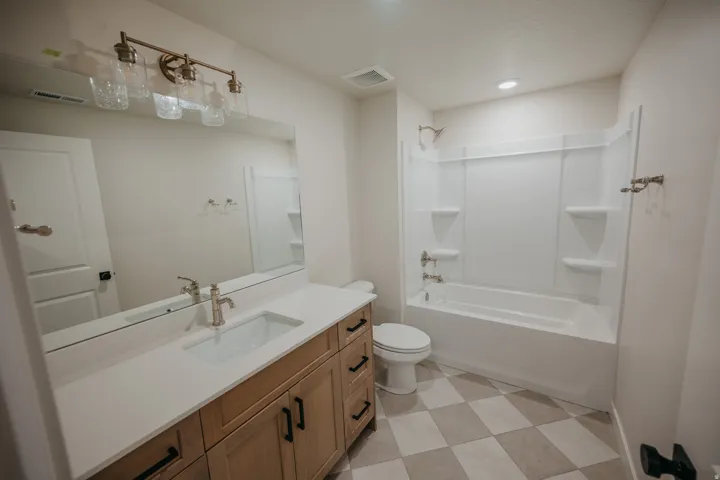 1472 W Pleasant View Dr #9, Kaysville, Utah 84037