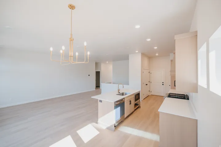 1472 W Pleasant View Dr #9, Kaysville, Utah 84037