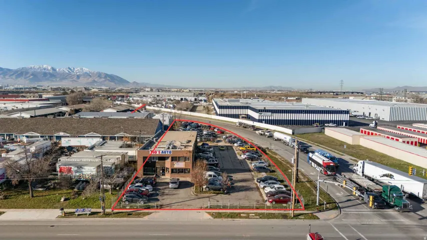 Bird's eye view of mountains
