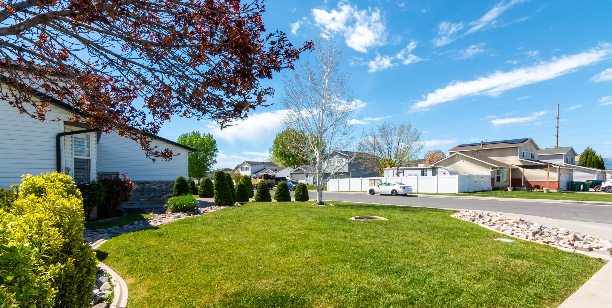 View of yard featuring a residential view