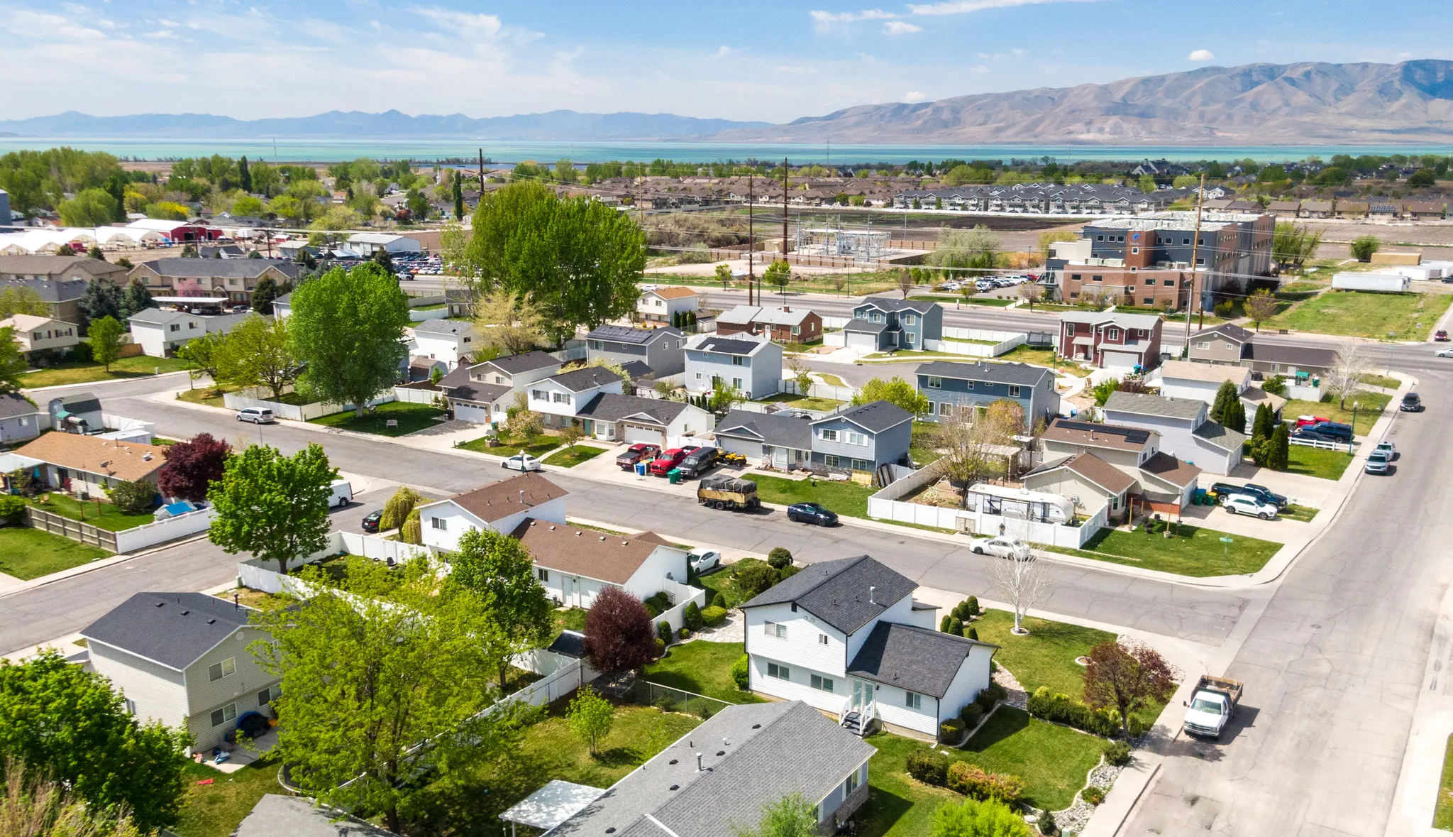 Aerial view of residential area with mountains