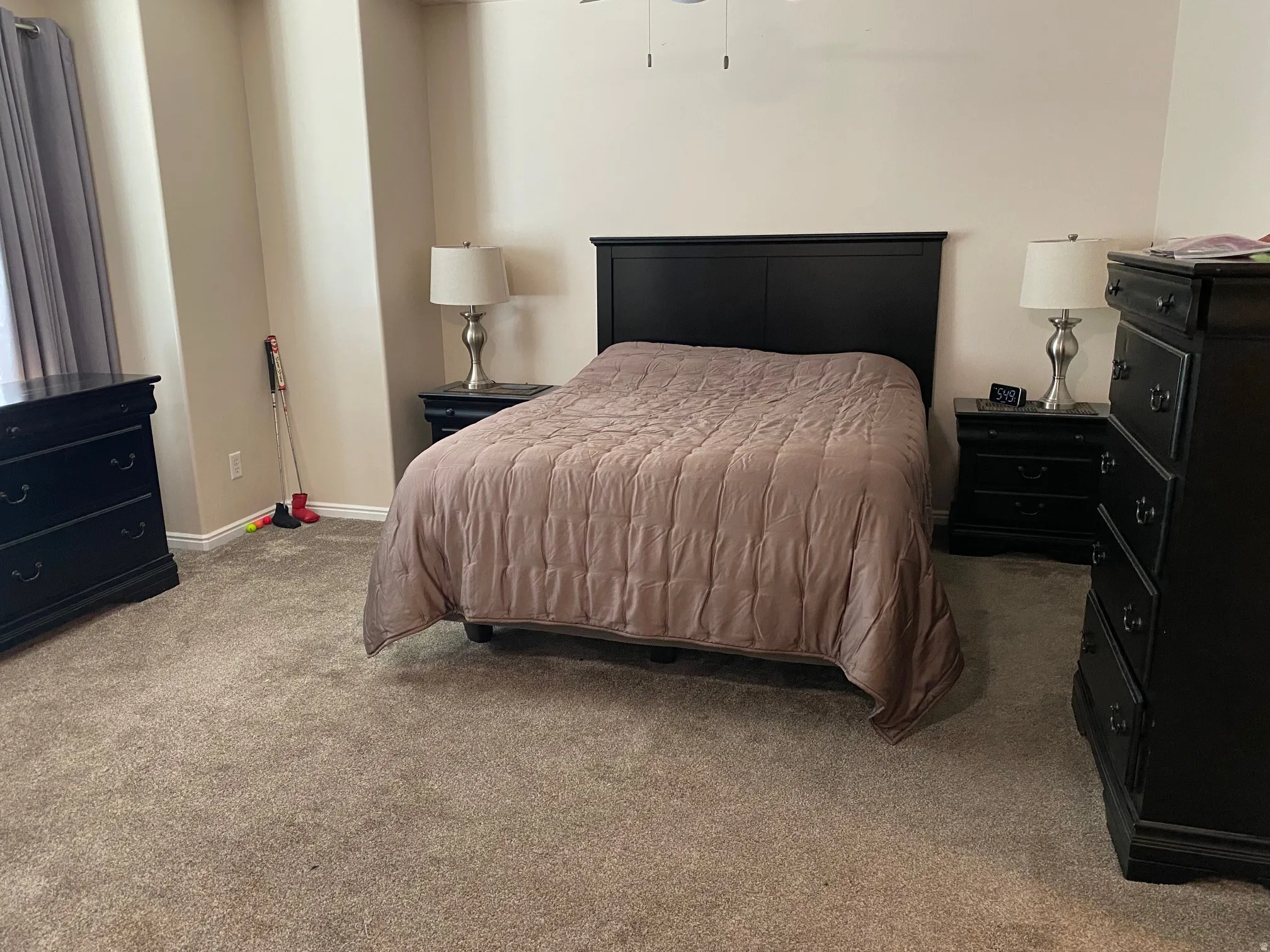 Bedroom featuring carpet