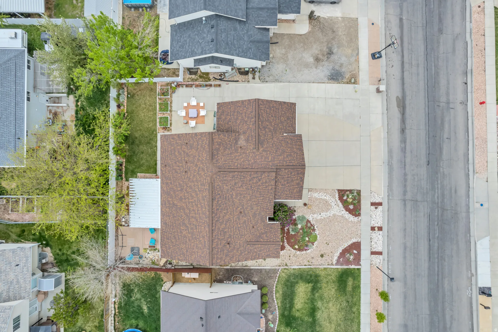 Direct overhead aerial perspective of property.