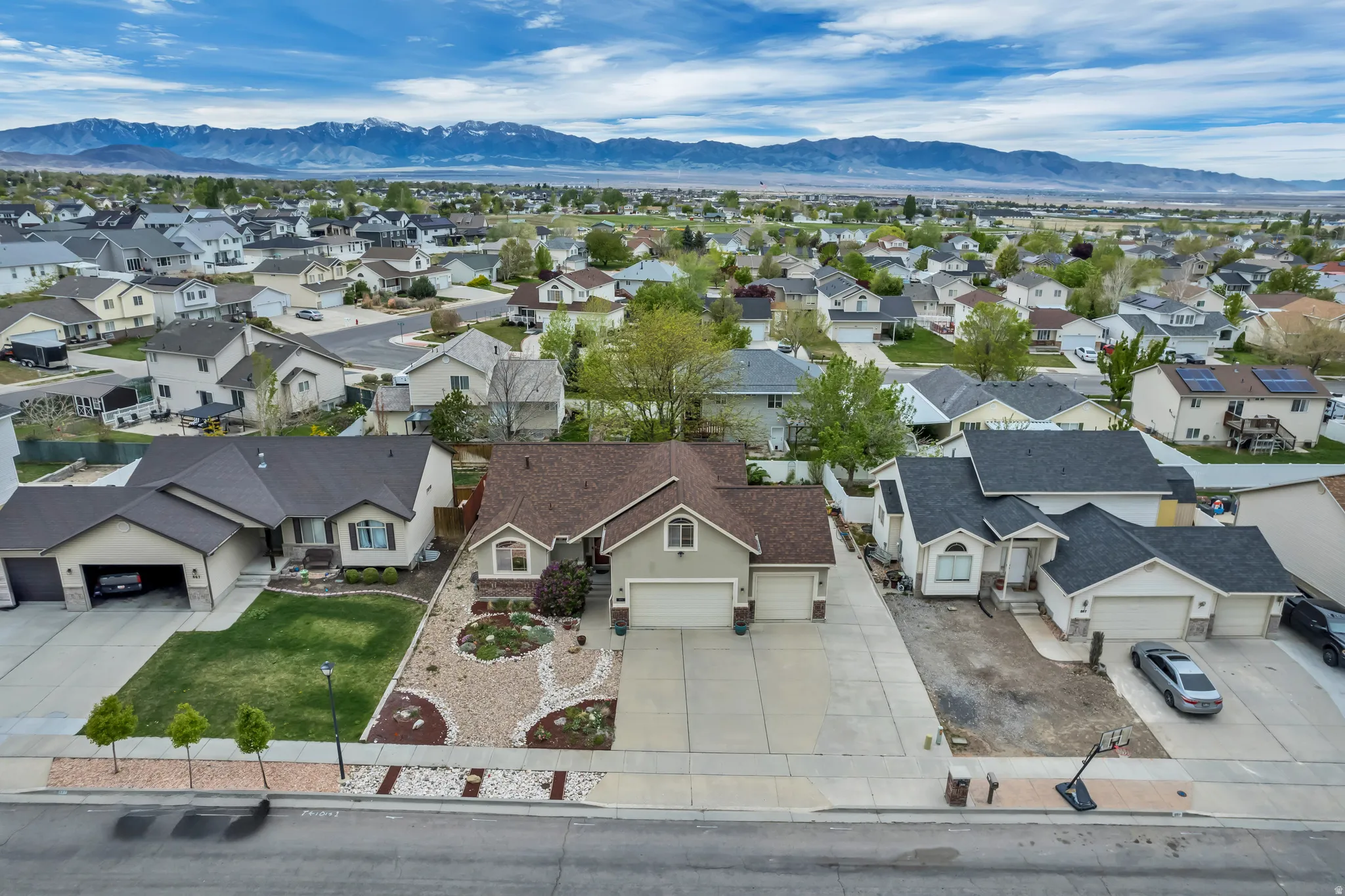 Aerial perspective of 877 N. Fox Run Drive.