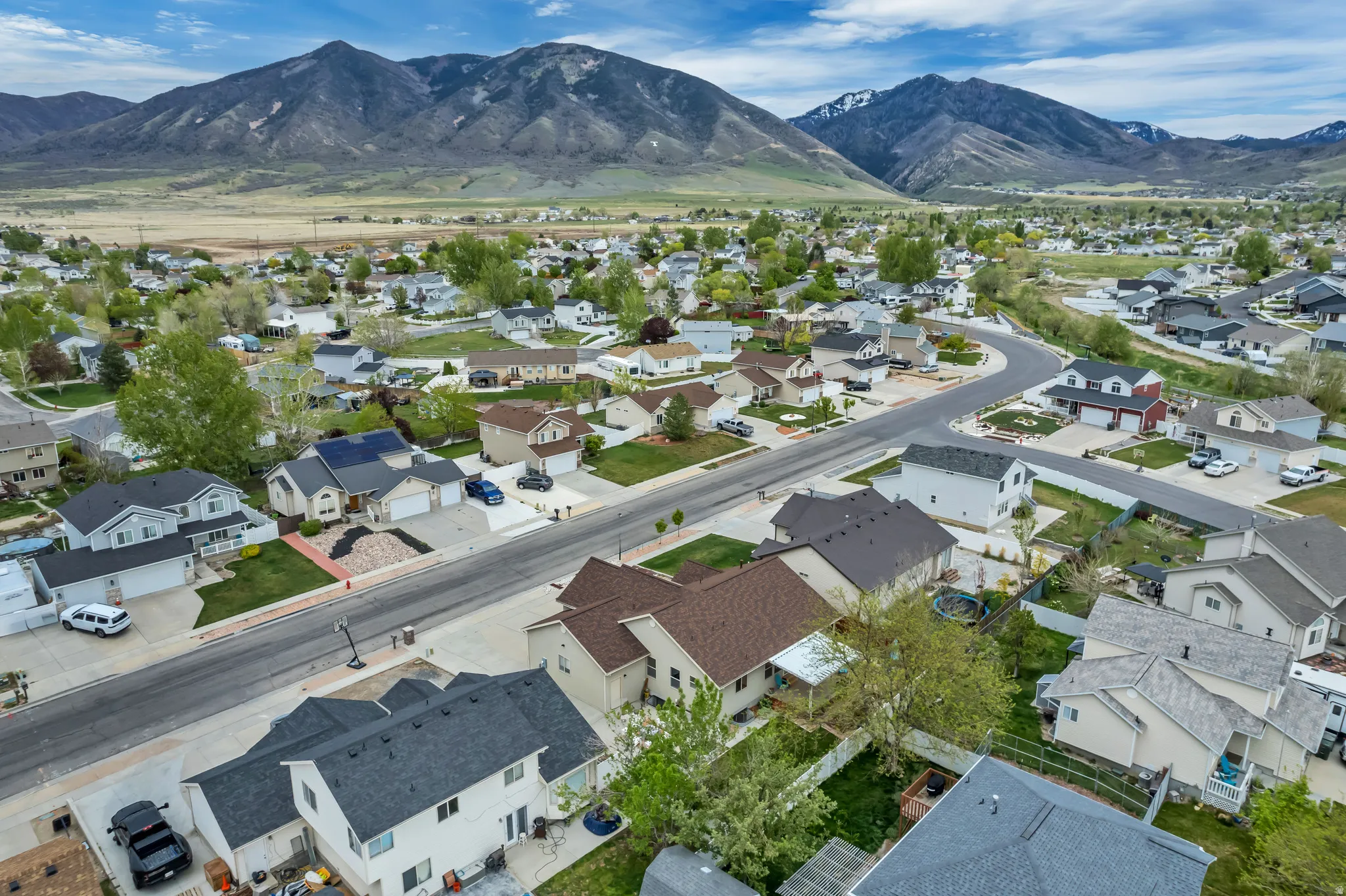 Aerial perspective looking southeast towards Middle Canyon Road, Angels Grove and Clipper Peak.